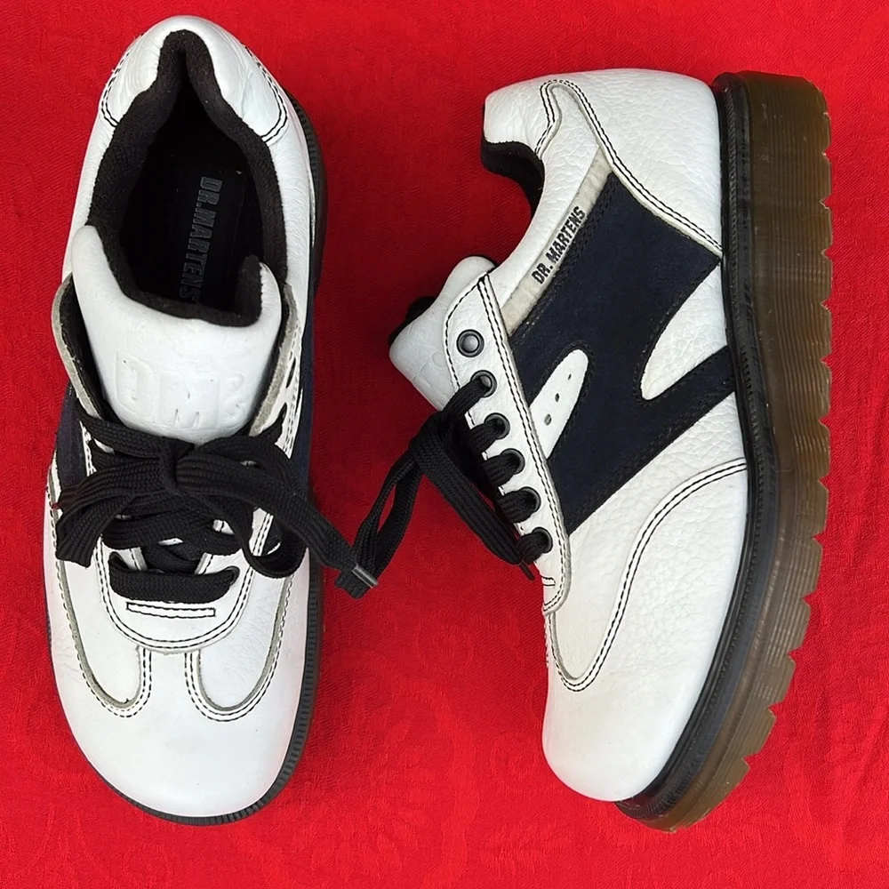 🏴󠁧󠁢󠁥󠁮󠁧󠁿 RARE Vintage Dr. Martens MIE White & Black Chunky Oxfords UK 7